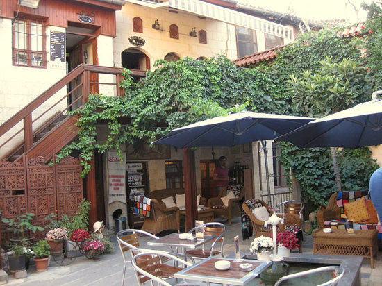 Medusa Arkeolojik Cam Eserleri Müzesi